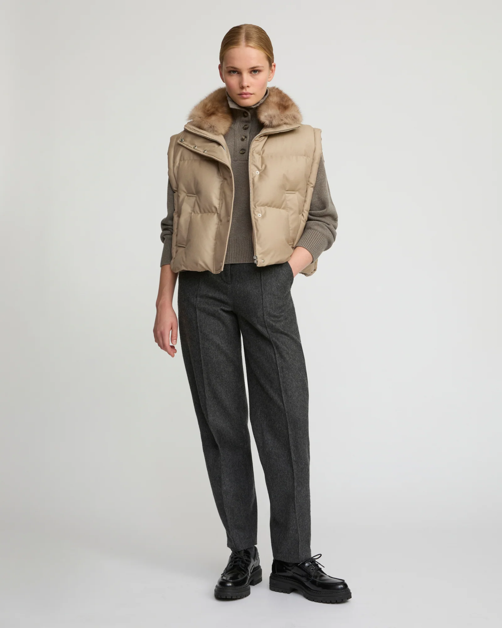Gilet en flanelle avec col en fourrure de zibeline - Image 3