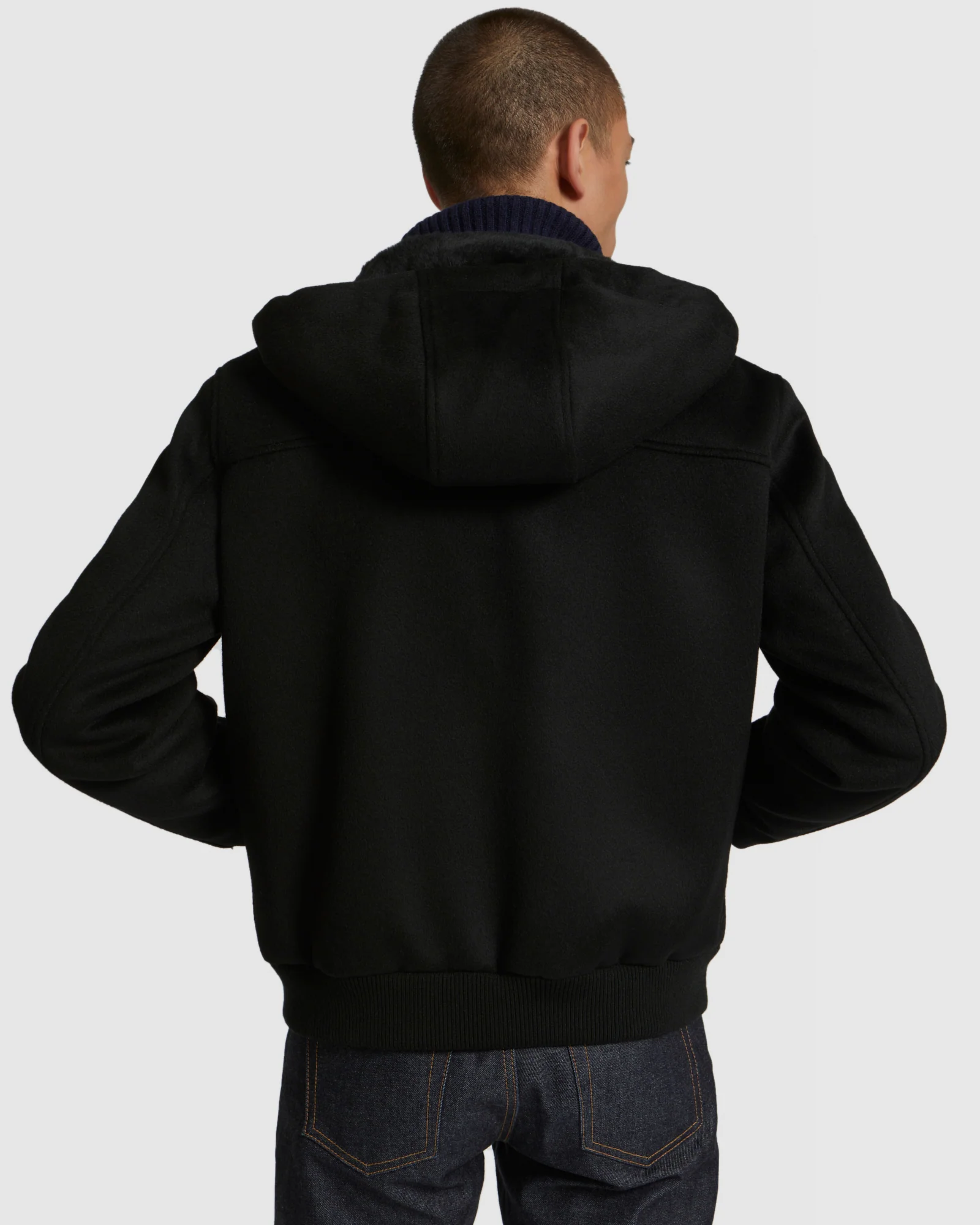 Hoodie en tissu double face laine cachemire et peau lainée - Image 5
