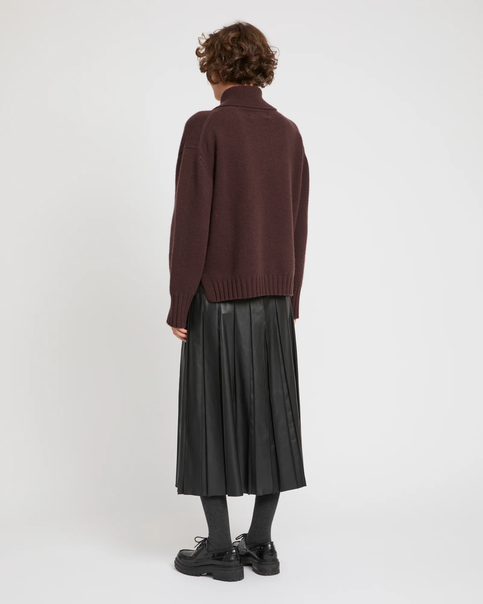 Jupe plissée en cuir d'agneau fin - Image 4