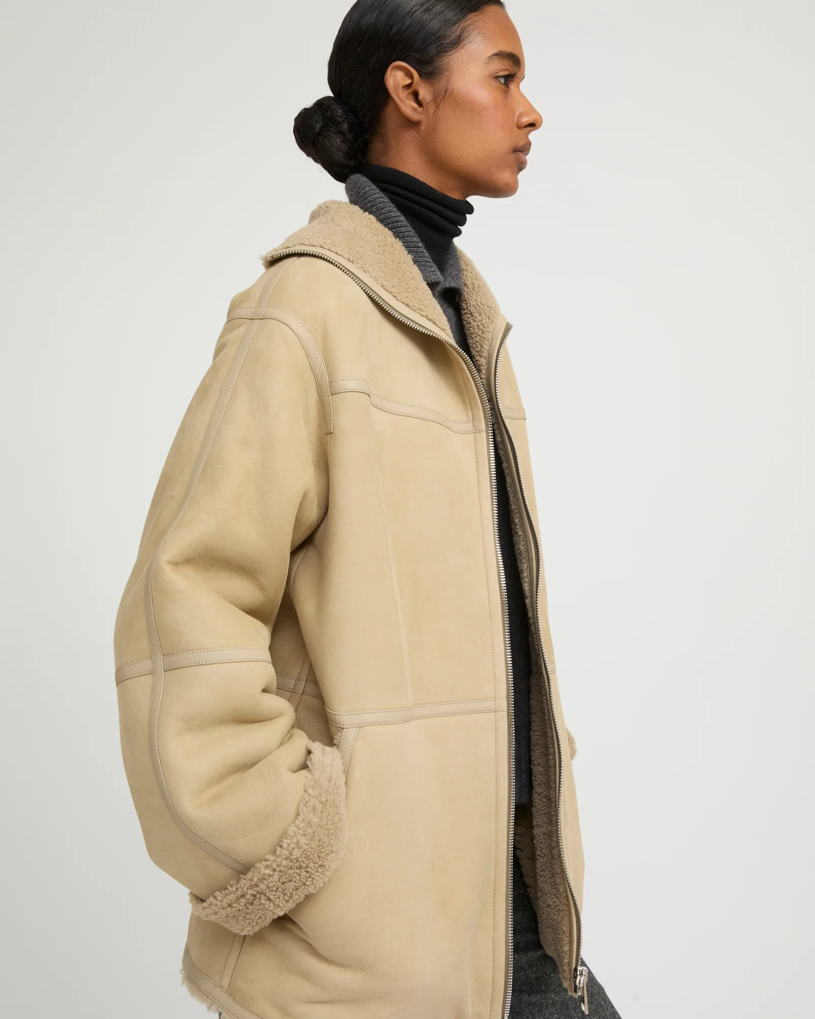 Manteau court en agneau Mérinos suède - Image 3
