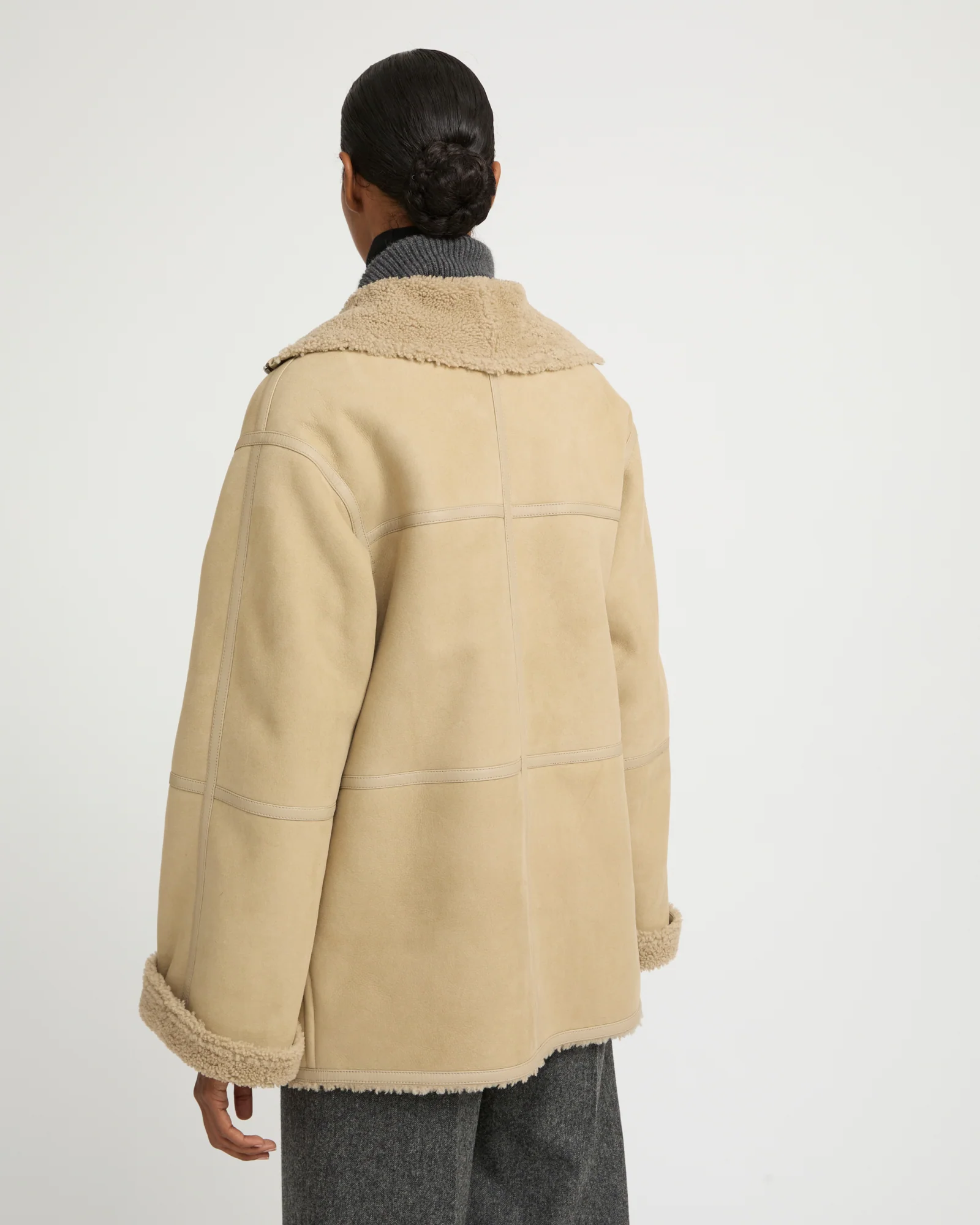 Manteau court en agneau Mérinos suède - Image 4
