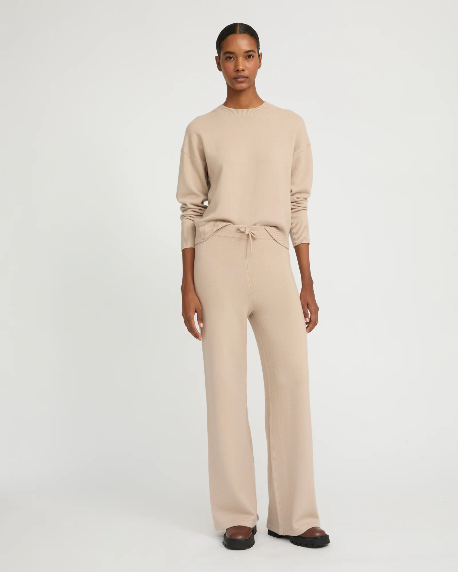 Pantalon large en maille mérinos