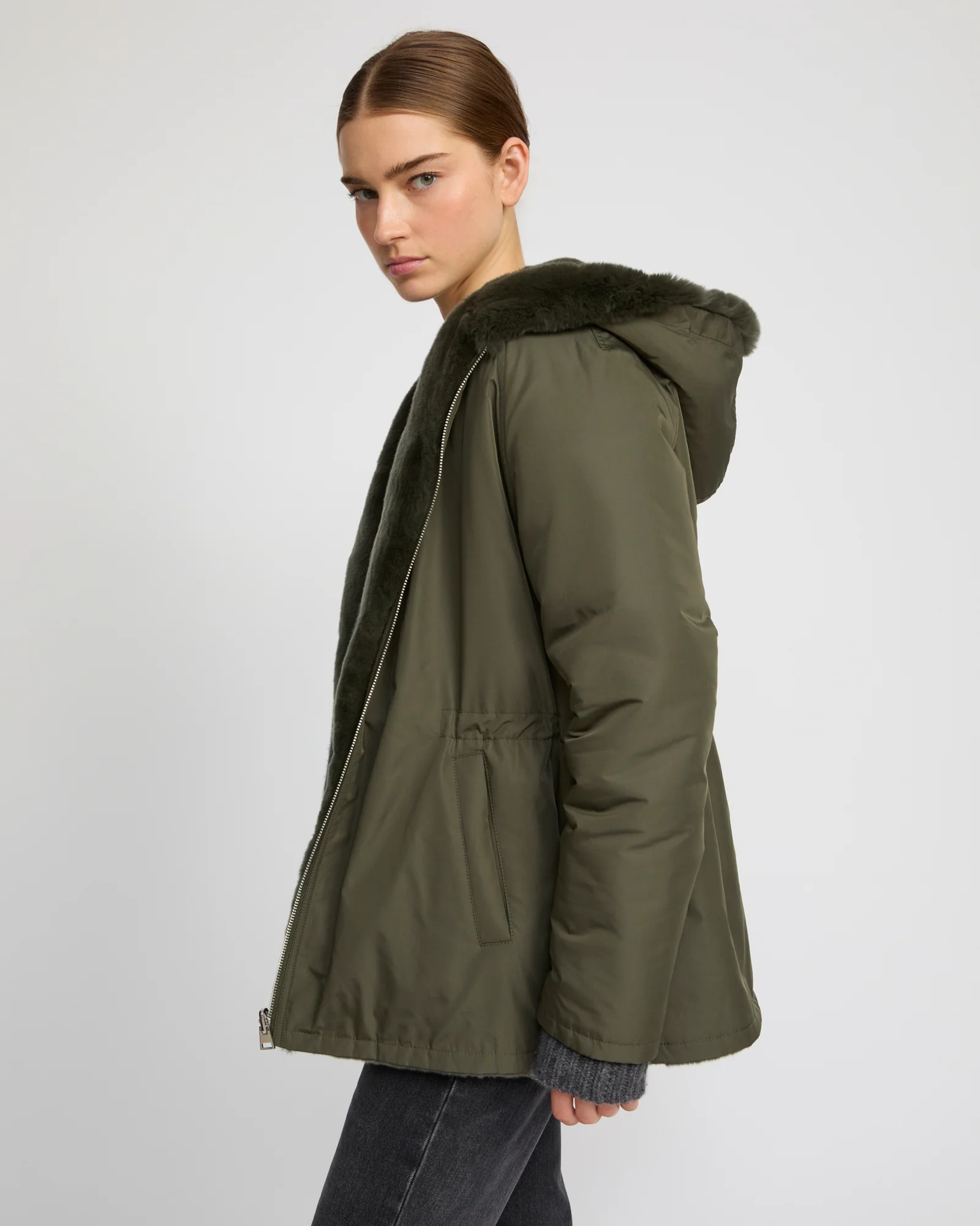 Parka à capuche réversible en tissu technique et lapin rex - Image 5