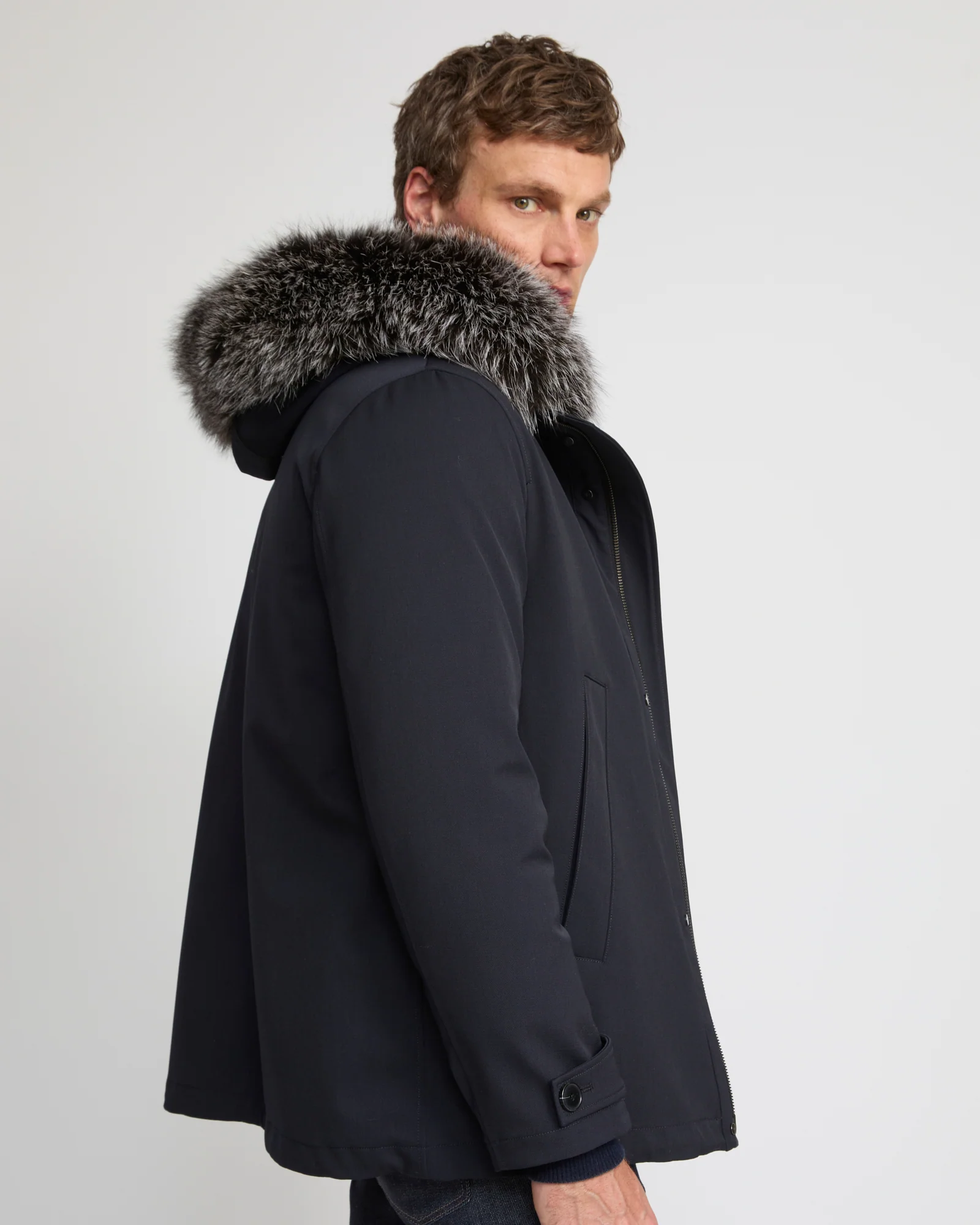 Parka courte en lainage technique avec fourrure de renard et lapin - Image 3