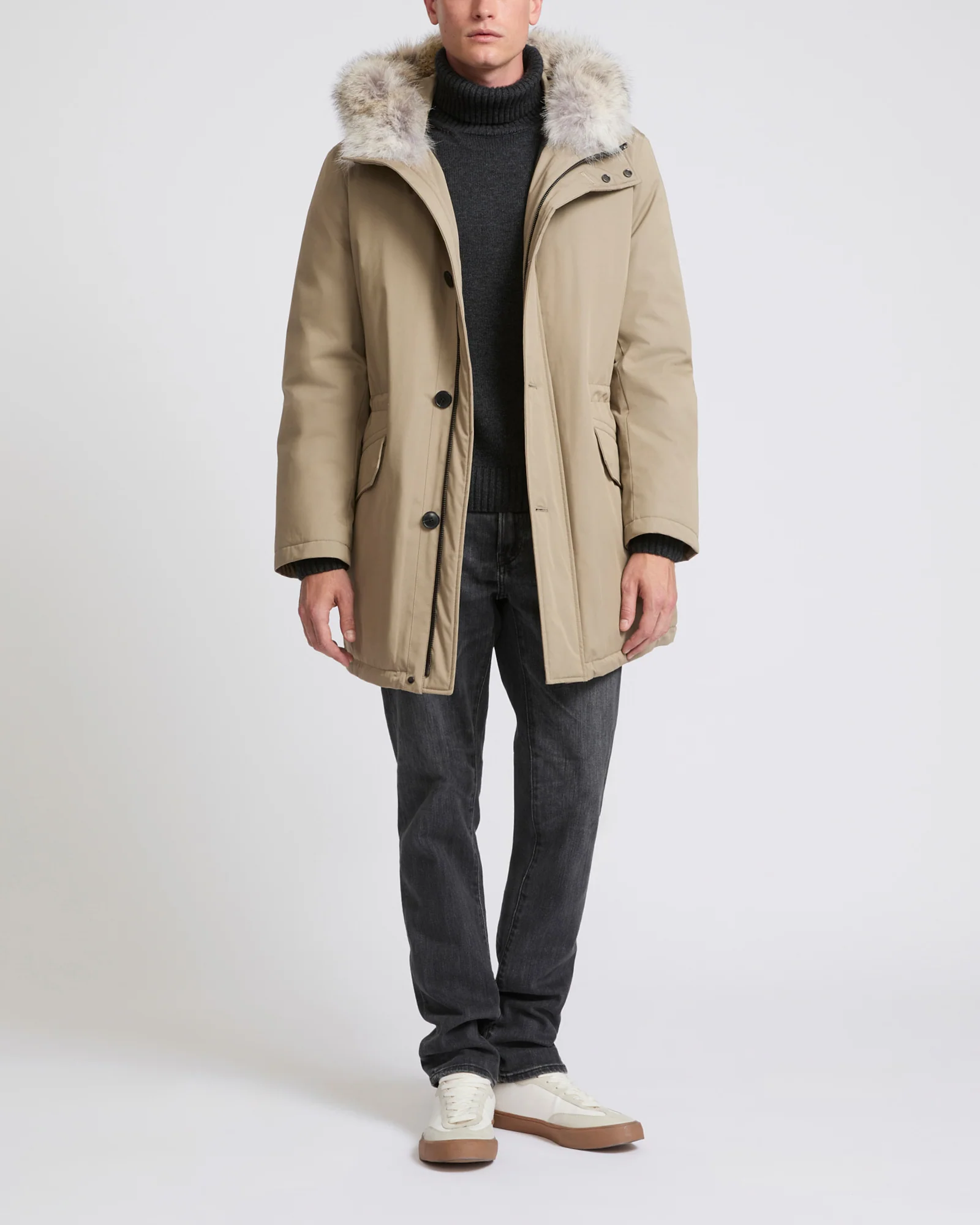 Parka iconique en coton mélangé imperméable et fourrure de coyote - Image 4