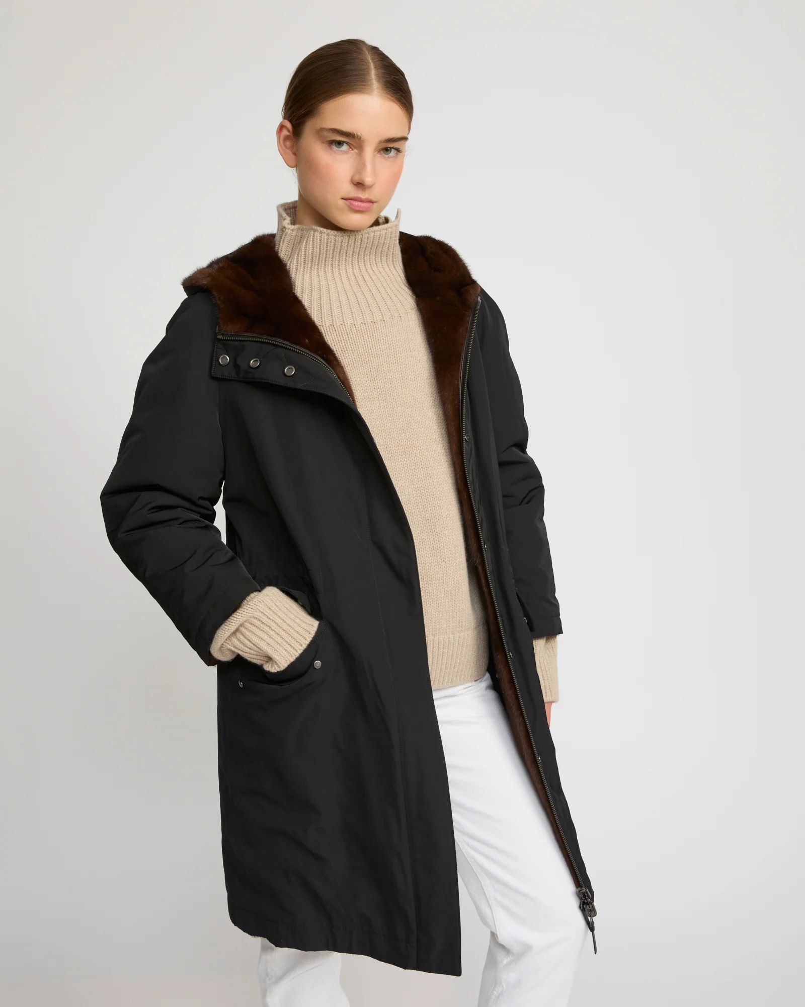 Parka réversible en tissu technique et vison - Image 3