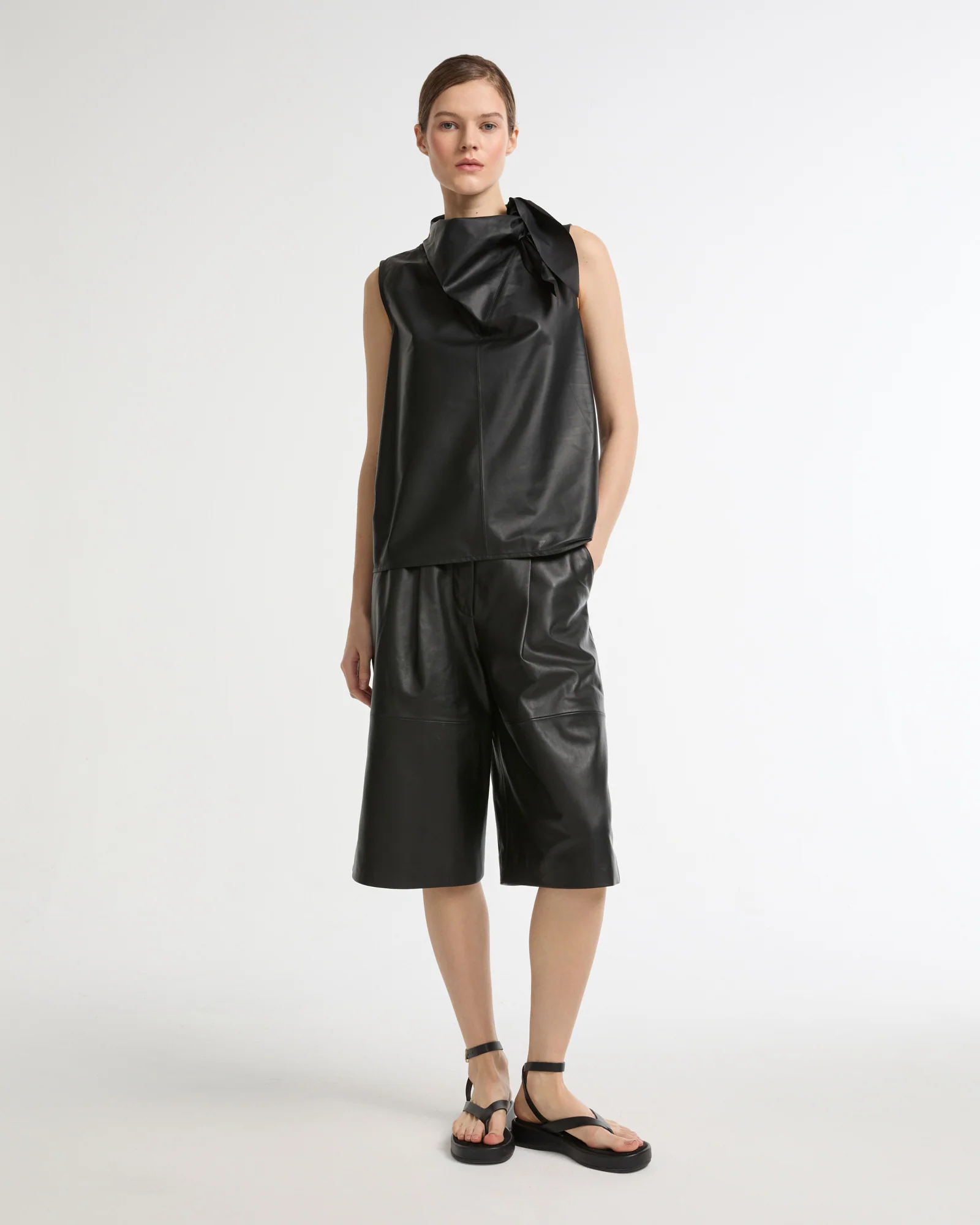 Top drapé en cuir d'agneau - Image 2
