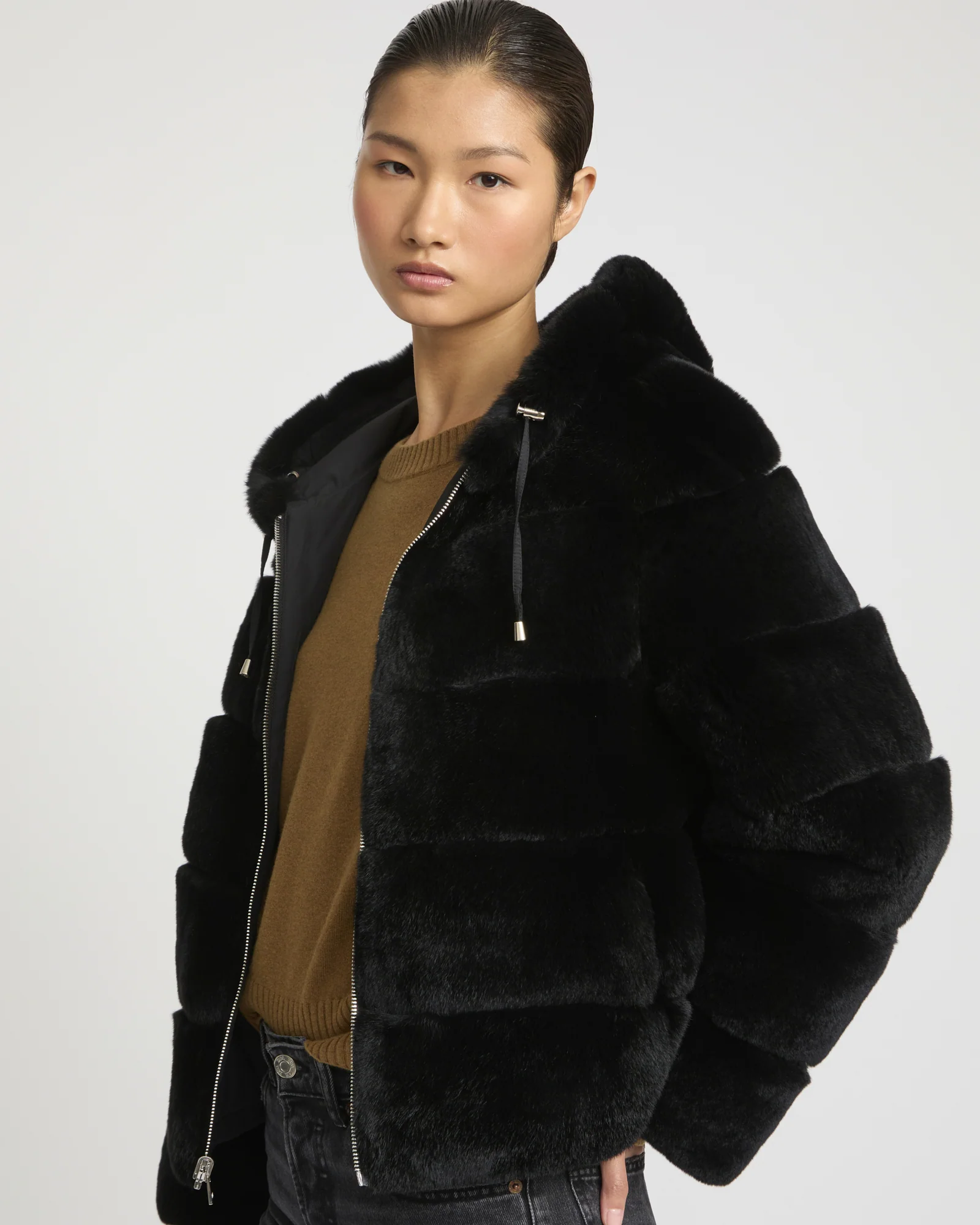 Veste à capuche en fourrure de lapin rex réversible tissu technique - Image 2