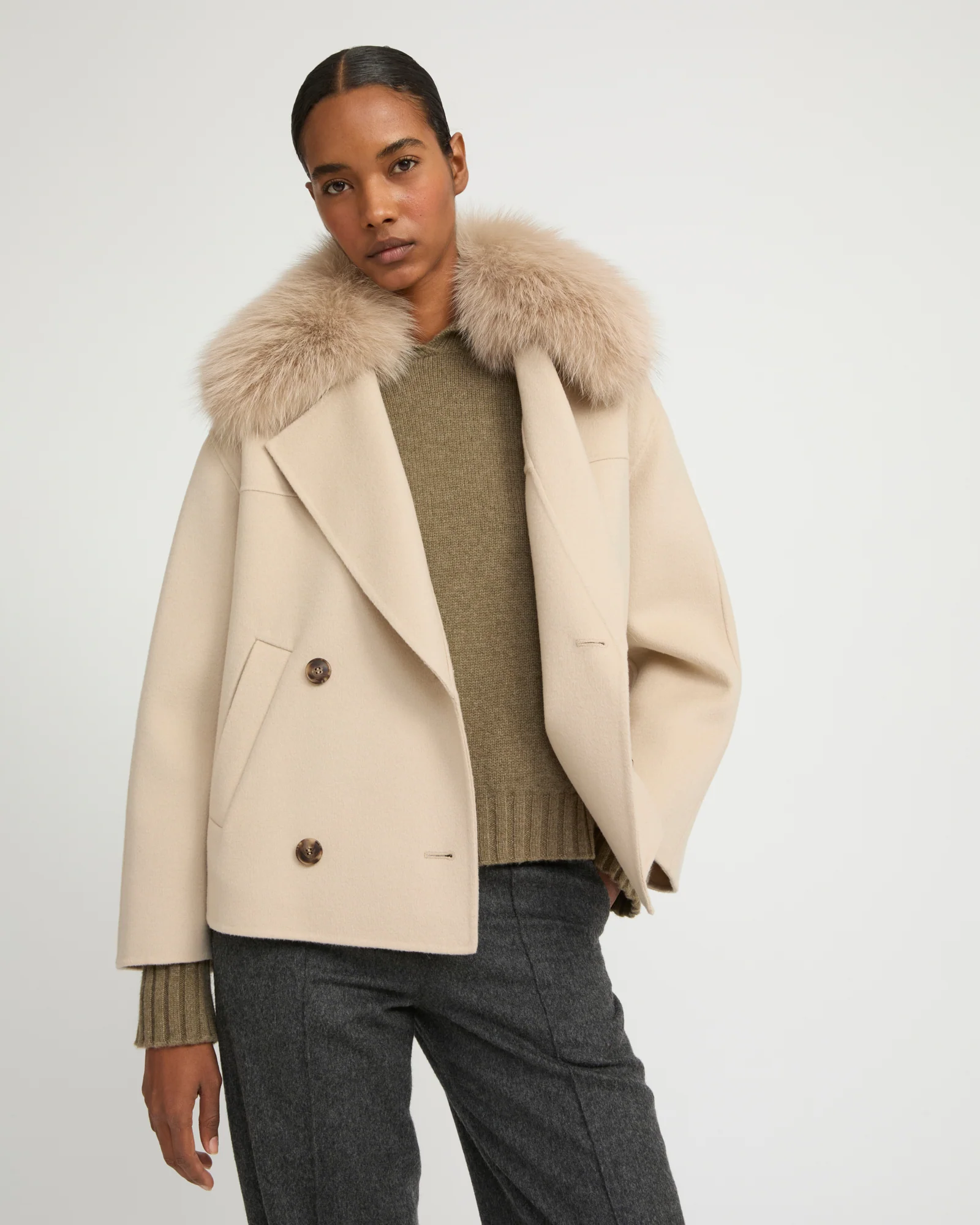 Veste caban en lainage cachemire et col amovible en fourrure de renard - Image 2
