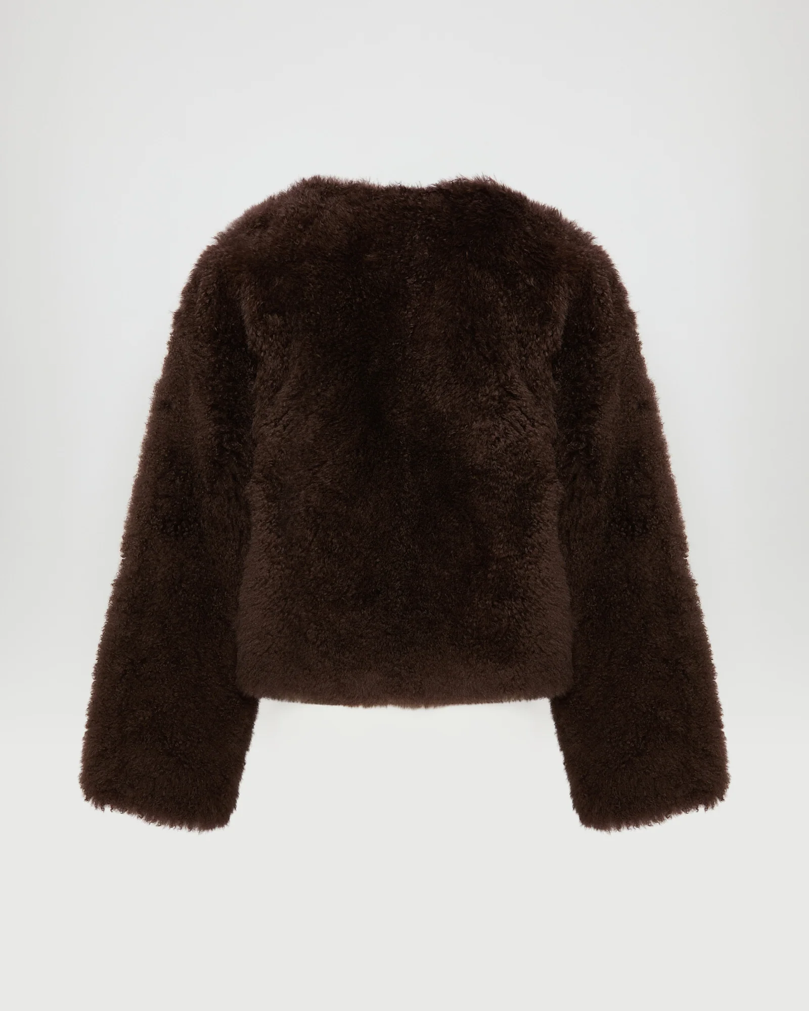 Veste courte en agneau long poil et maille mérinos - Image 6
