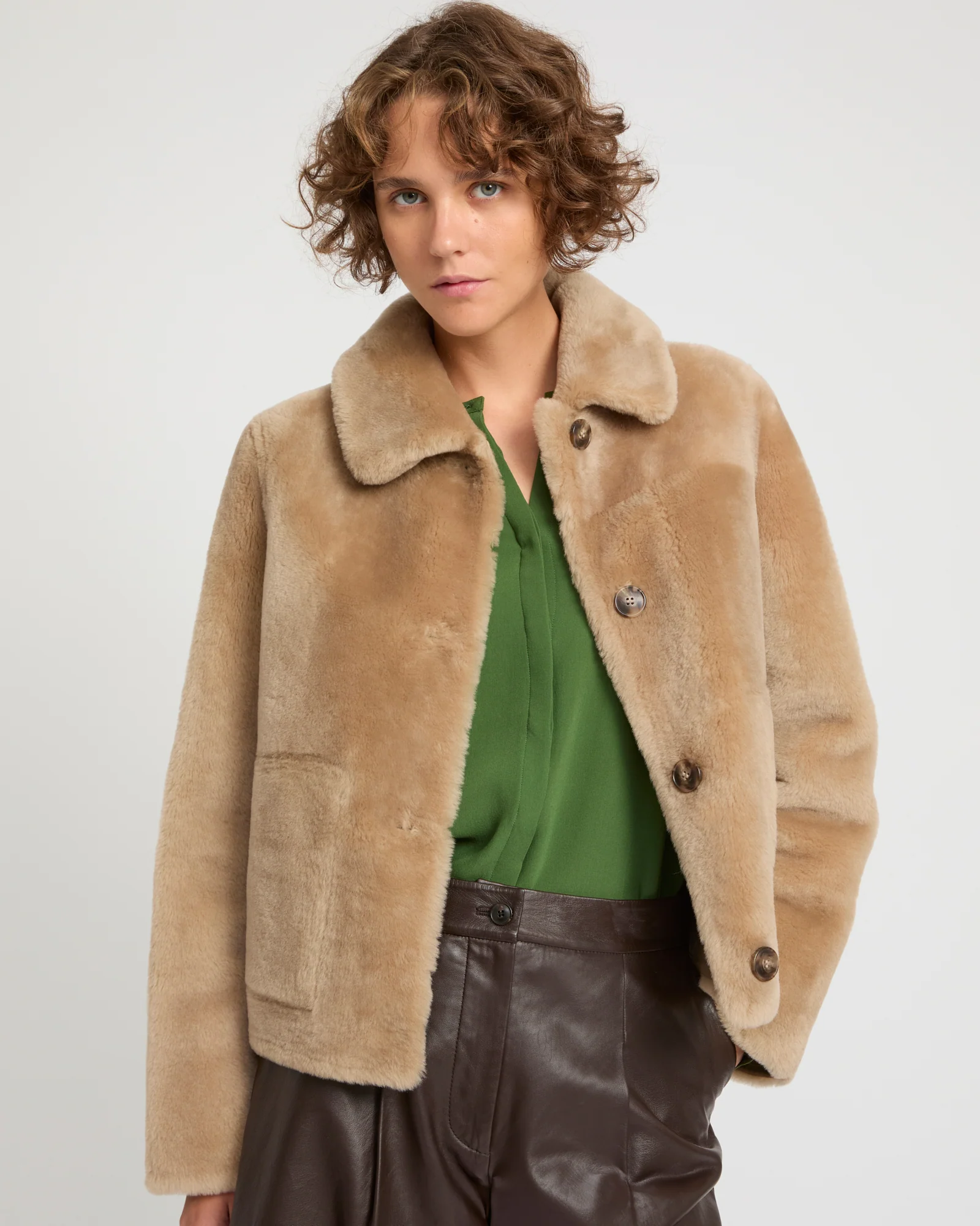 Veste courte en agneau mérinos