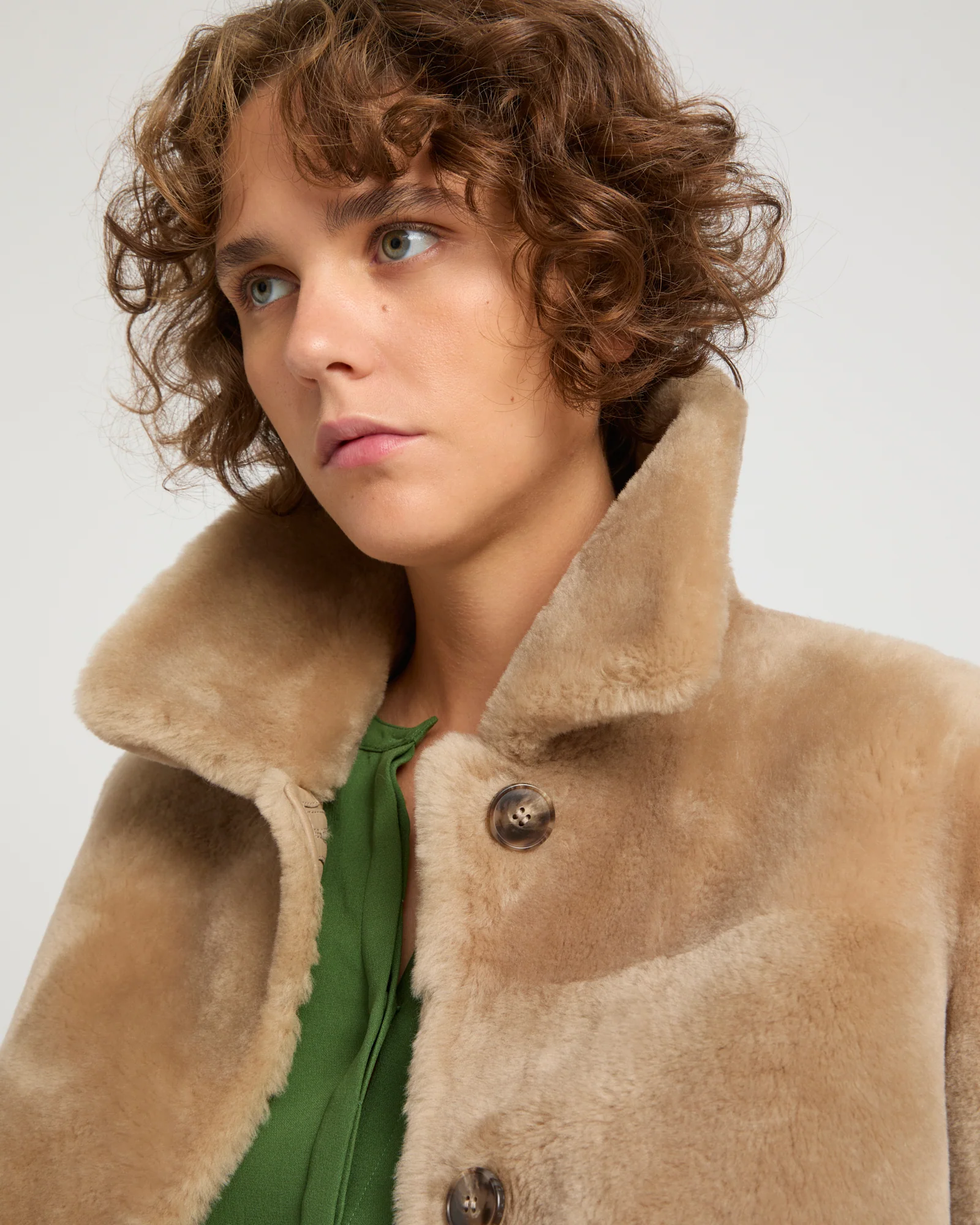 Veste courte en agneau mérinos - Image 4