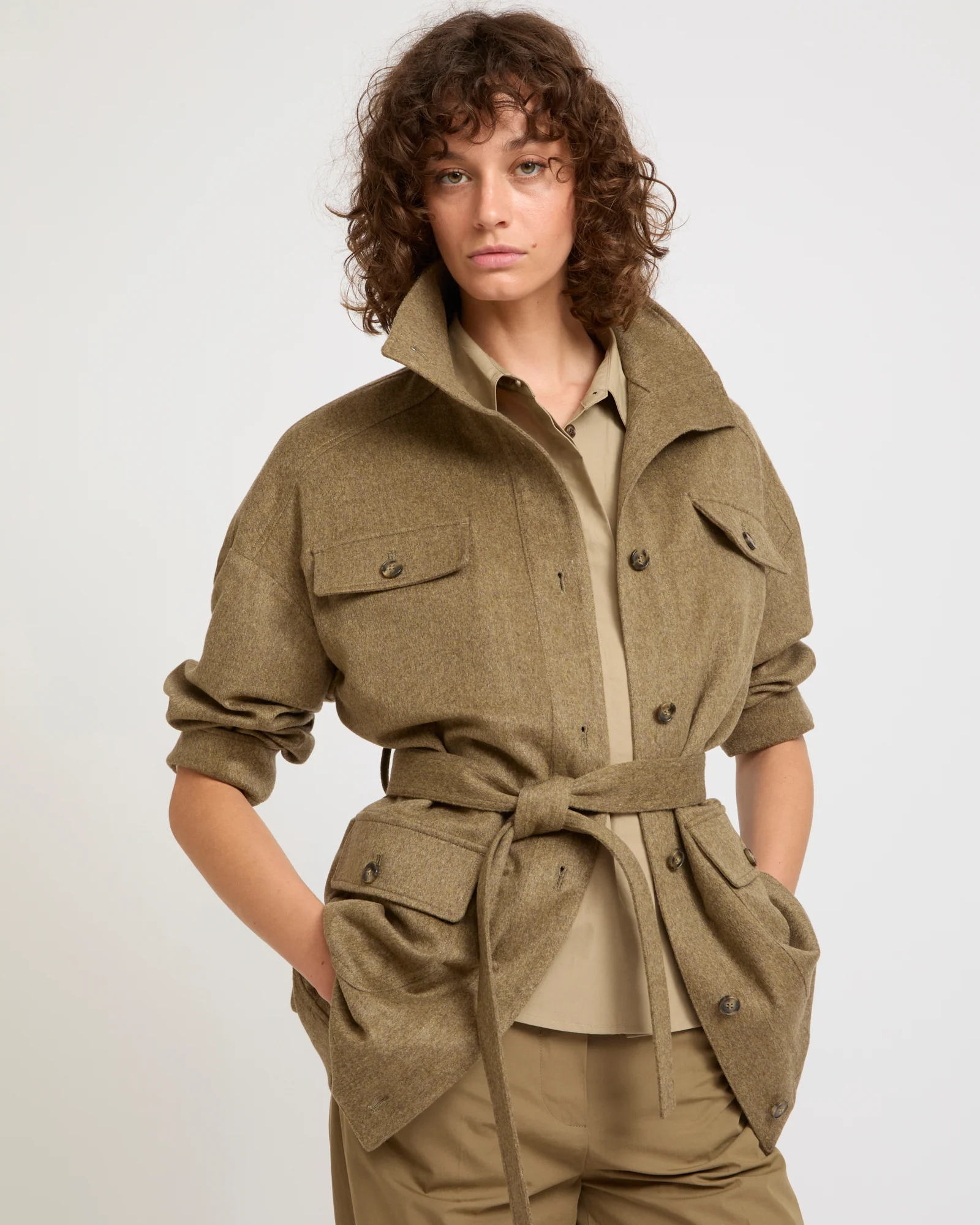 Veste saharienne en cachemire en tissu Loro Piana - Image 2